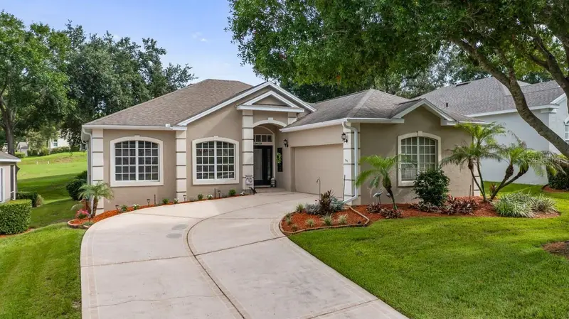 Clermont listing