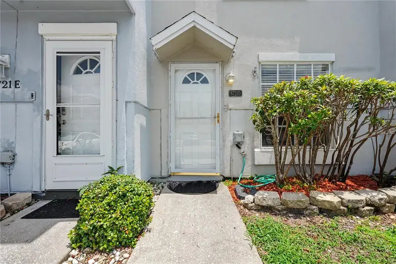6721 121st Ave #D, FL
