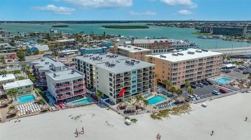 12924 Gulf Blvd #105, FL