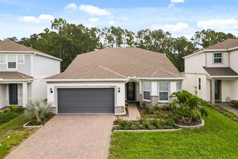 17446 Saw Palmetto Ave, FL