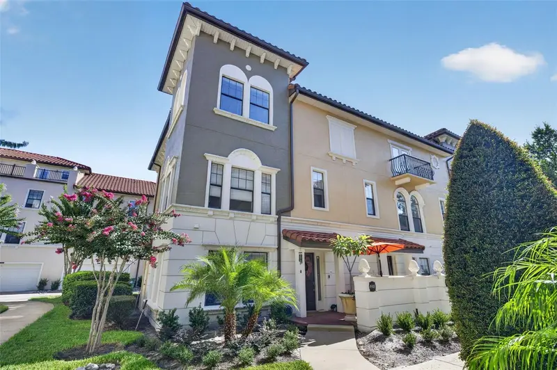 4908 San Marino Cir, FL