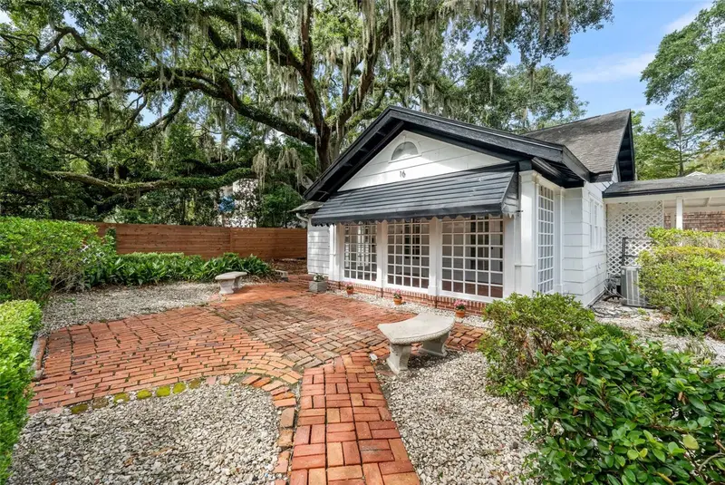 16 Nw 20th Ter, FL