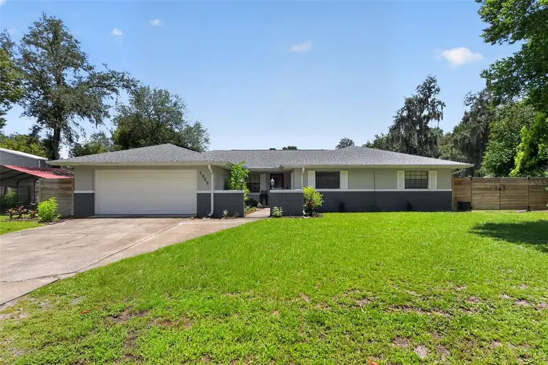 1909 Carrin St, FL