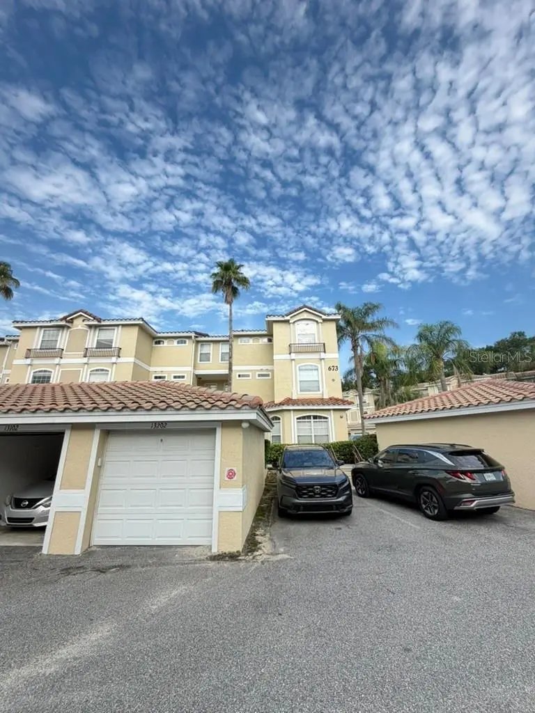 673 Sandy Neck Ln #201, FL