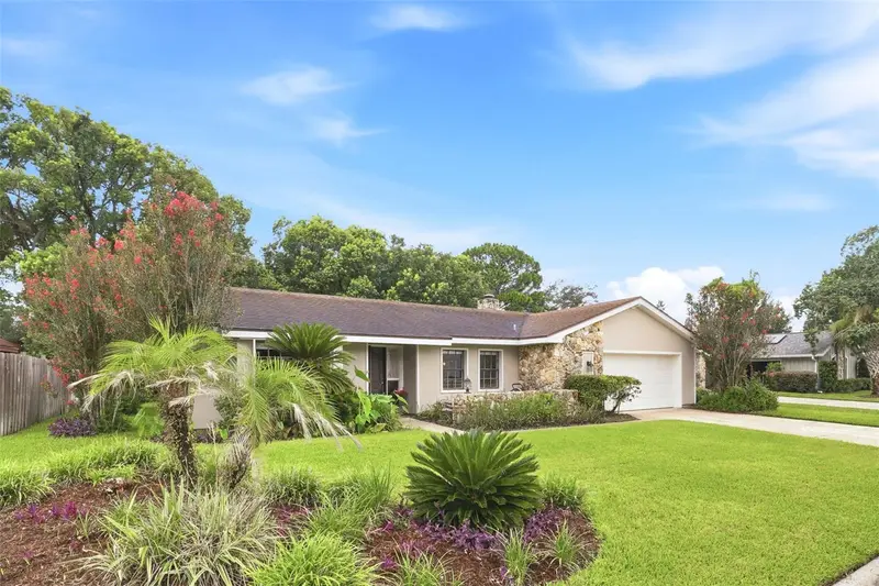 207 Atherstone Ct, FL