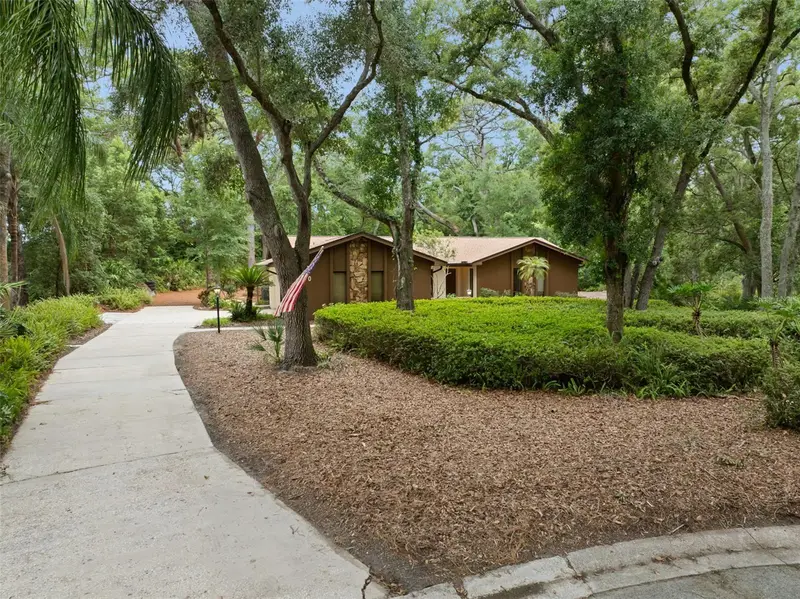 1660 Narnia Ct, FL