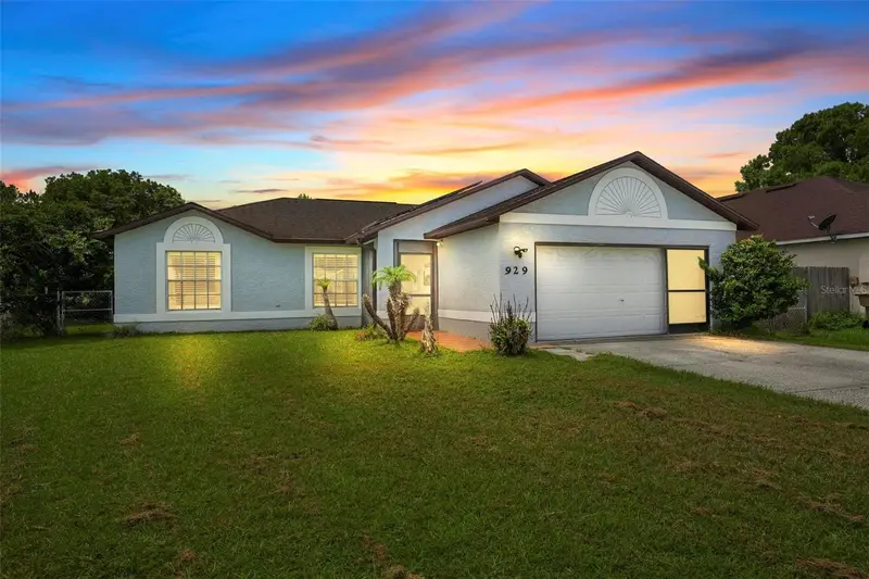 929 Albertville Ct, FL