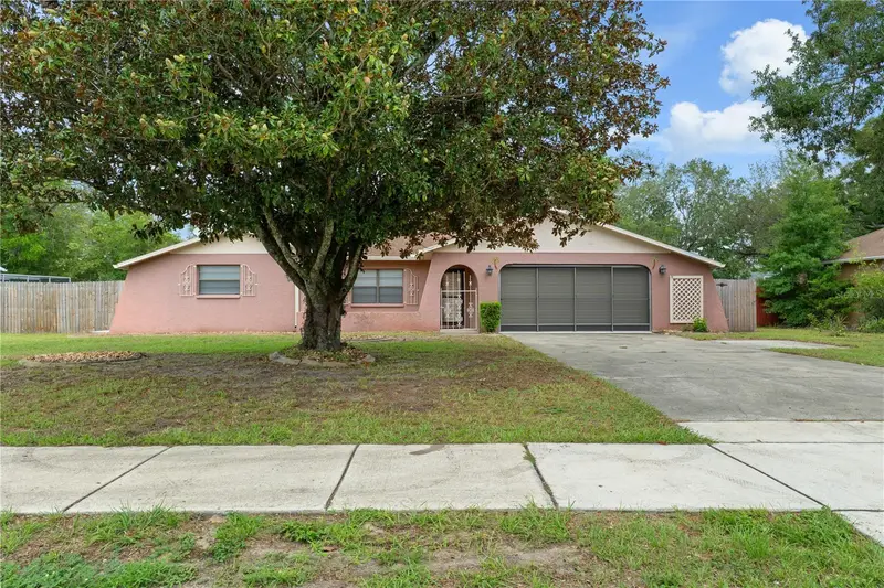 2354 Deltona Blvd, FL