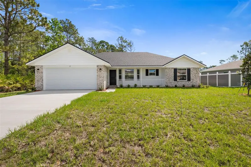 2 Ulmaceal Path, FL