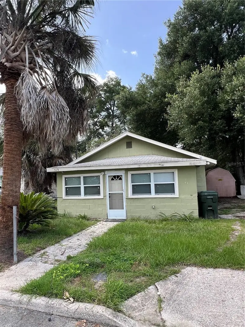 519 W 12th St, FL