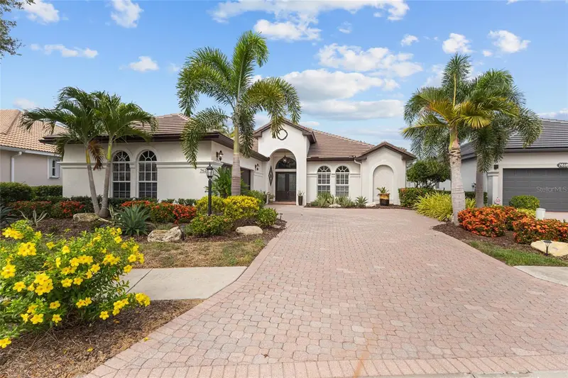 7622 Desert Inn Way, FL