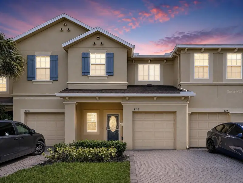 9212 River Rock Ln, FL