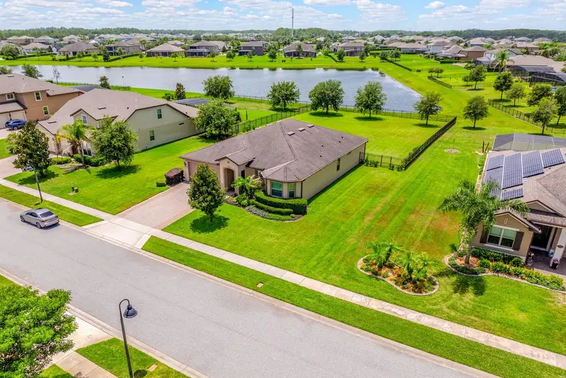 17590 Sailfin Dr, FL