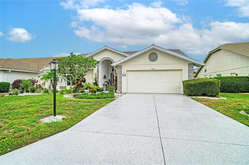 6604 Stone River Rd, FL