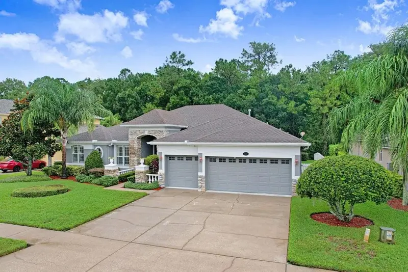 16116 Ivy Lake Dr, FL