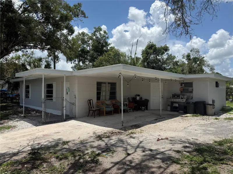 408 E Maple St, FL