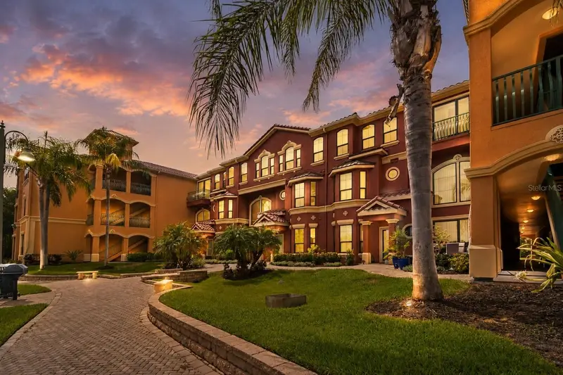 2717 Via Cipriani #623a, FL
