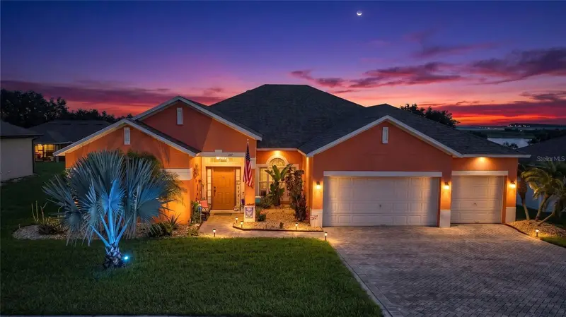 212 Brookshire Dr, FL