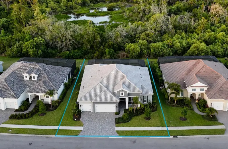 2566 Paradise Plum Dr, FL