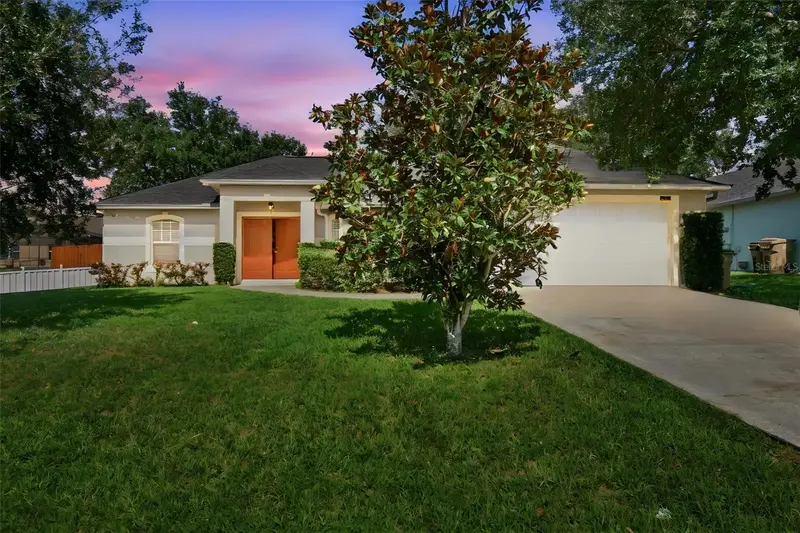 10320 Vista Pines Loop, FL