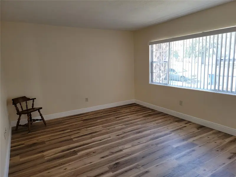 542 & 540 S Clayton Ave, FL