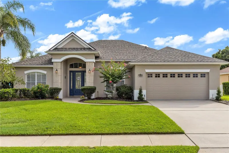 325 Hazeltine Dr, FL