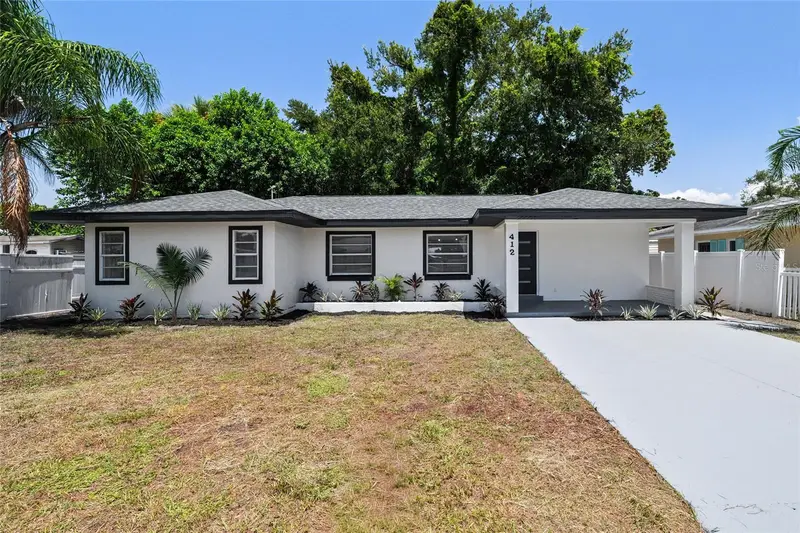 412 20th Ave W, FL