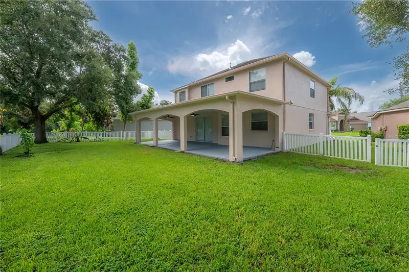 4716 Mapletree Loop, FL