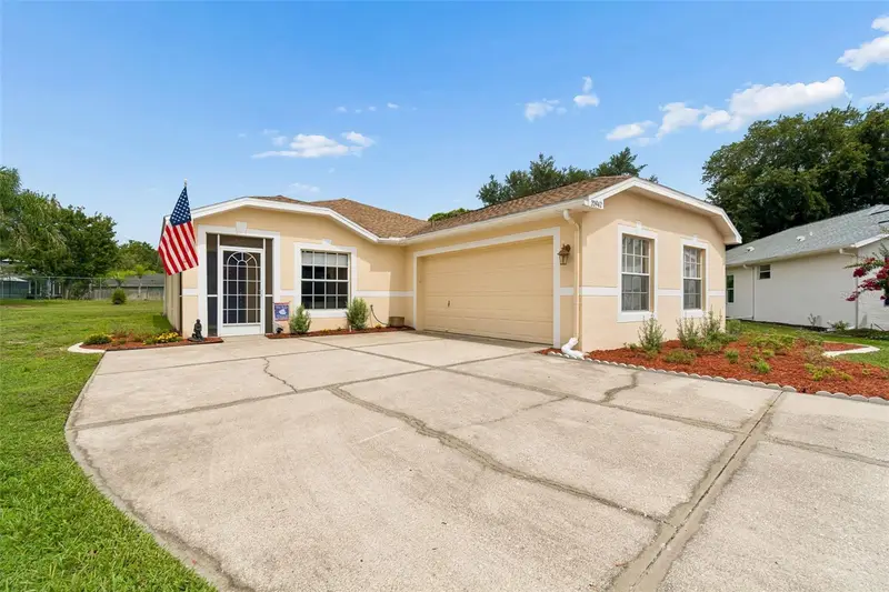 20942 Sunsweet Ct, FL