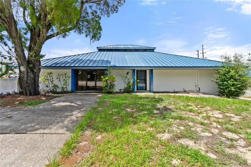 441 S 11th St, FL