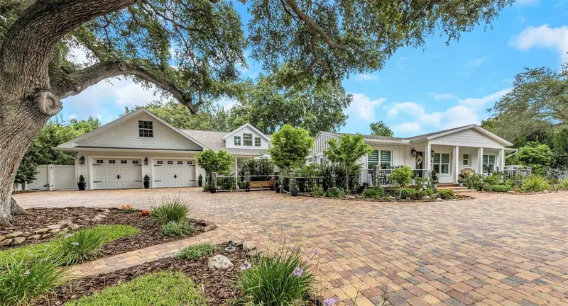 411 Roebling Rd S, FL