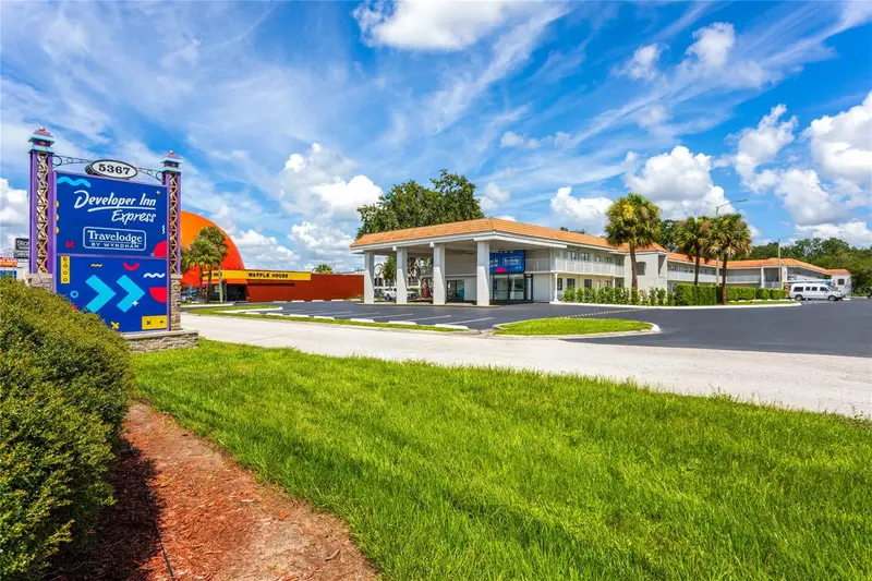 5367 W Irlo Bronson Memorial Hwy #2-214, FL