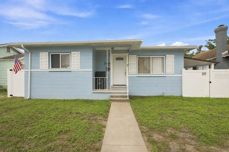 3827 38th Ave N, FL