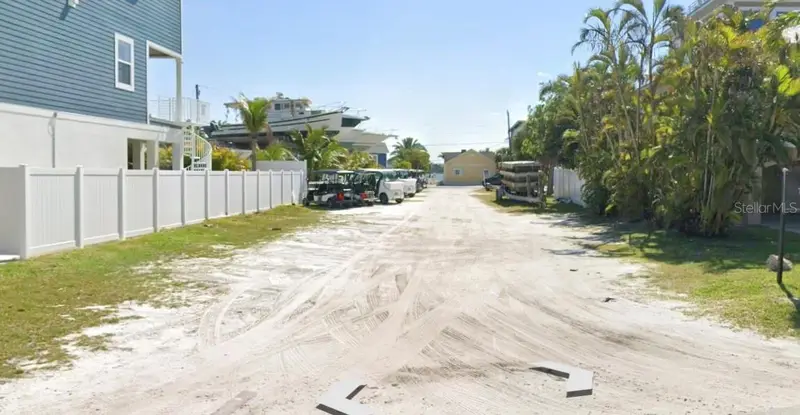 207 Church Ave, FL