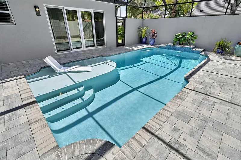 38 New Leatherwood Dr, FL
