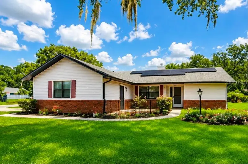 5245 E Fort King Street St, FL