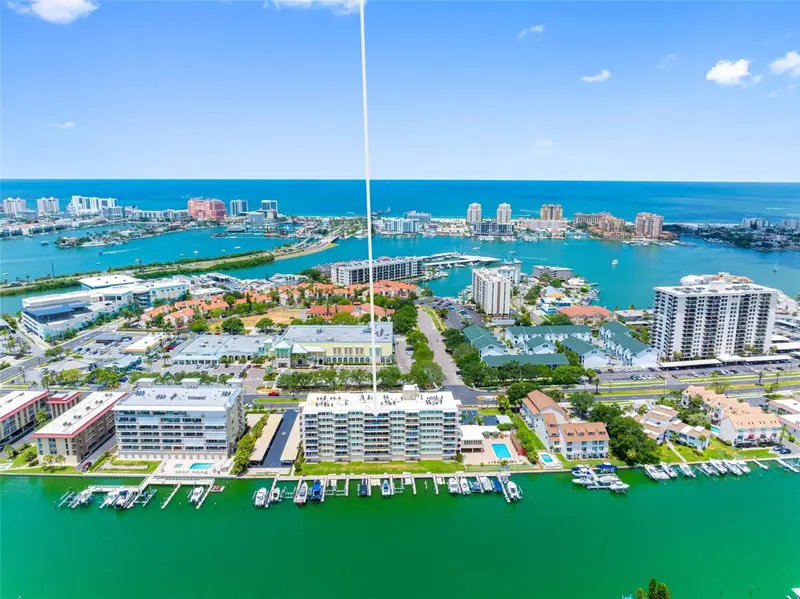 223 Island Way #7f, FL