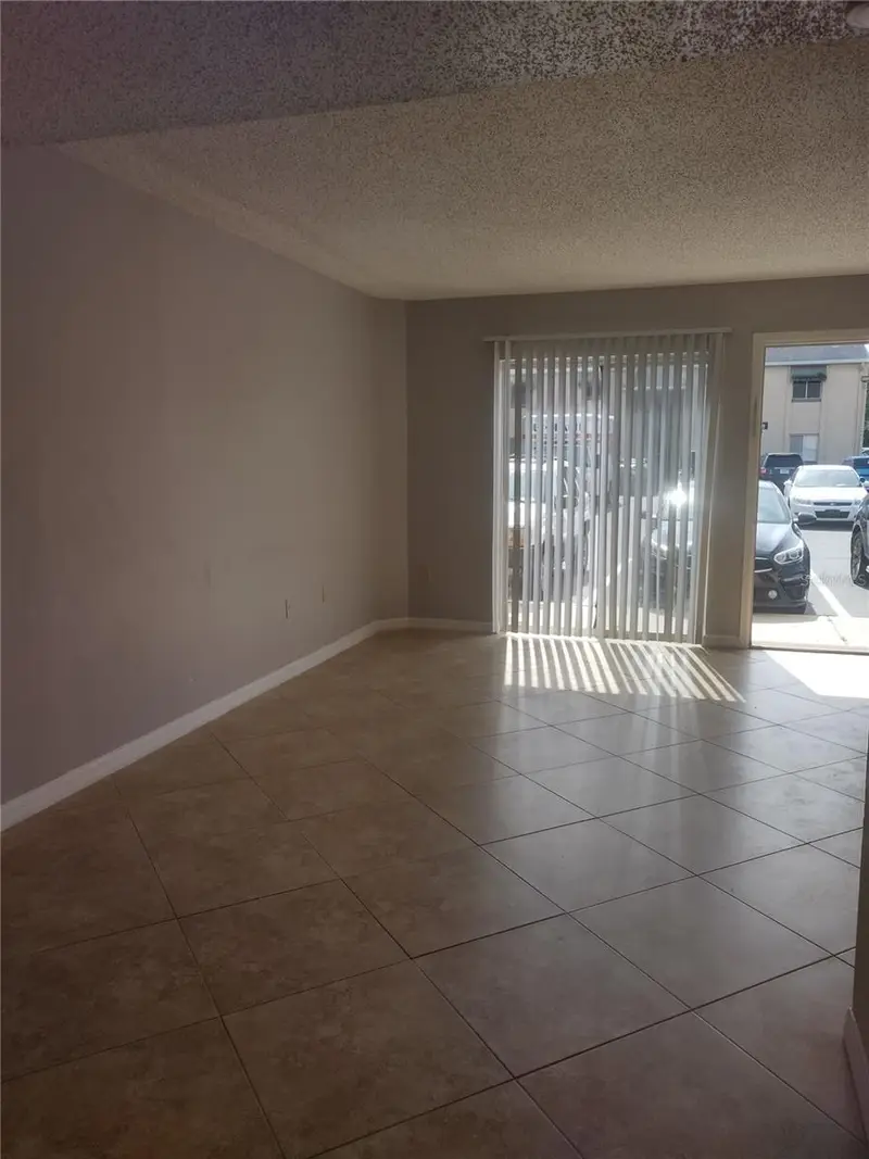 4149 S Semoran Blvd #17, FL