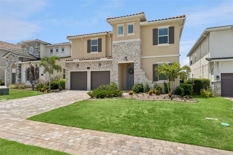 16111 Volterra Pt, FL
