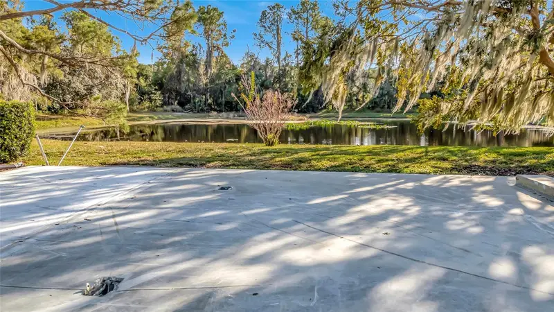 722 Landry Ln, FL