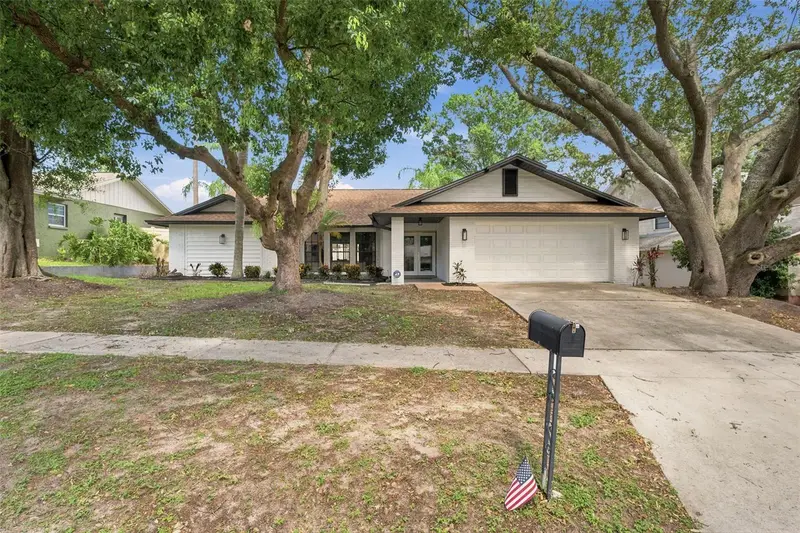 2721 Briarpatch Dr, FL