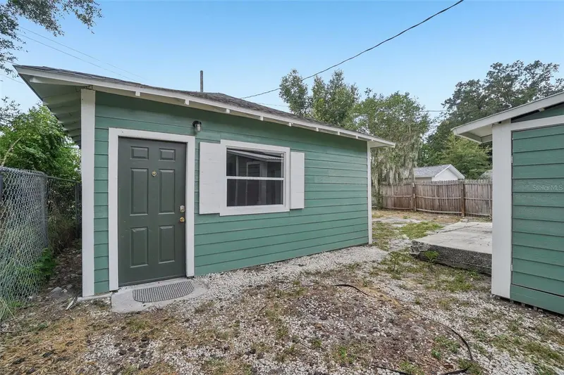 1533 E Elm Rd, FL