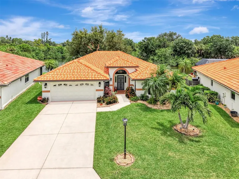 1934 Cove Pointe Dr, FL