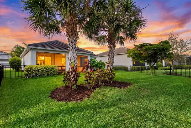 12315 Blue Hill Trl, FL