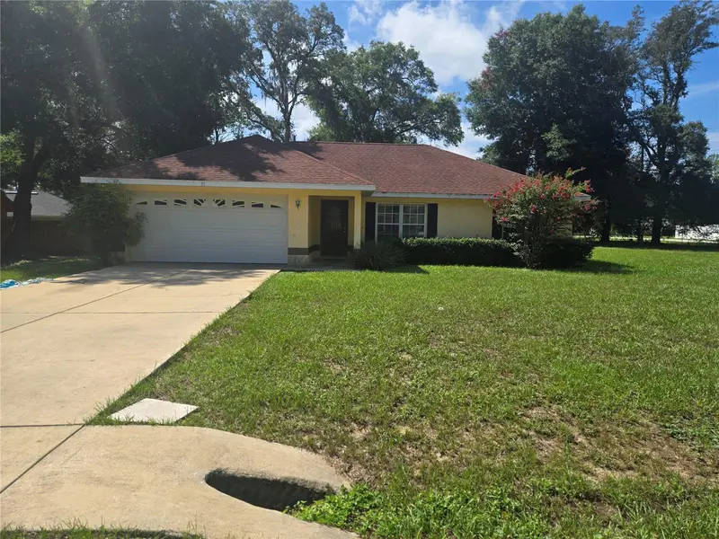 31 Pine Cir, FL