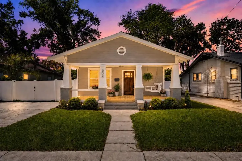 308 W Alfred St, FL