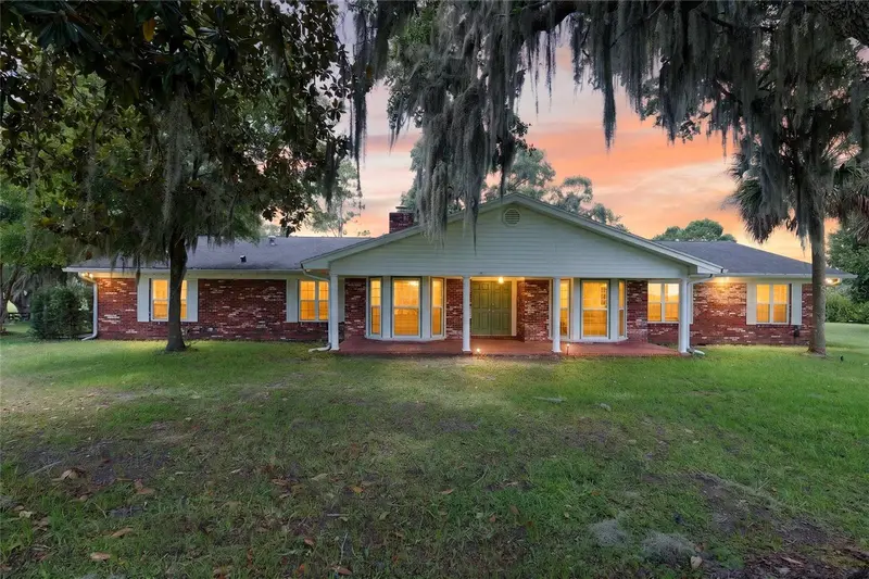 8544 Nw 160th Ave, FL