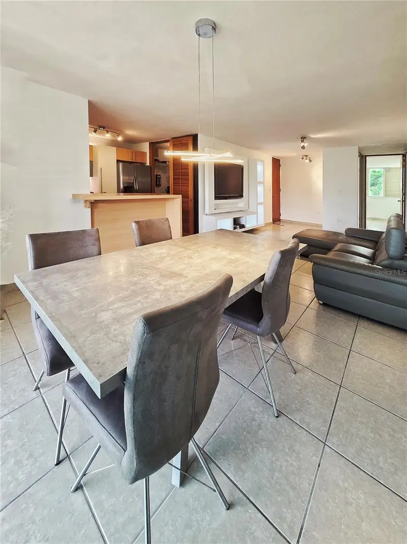 2 Condominio El Maria, PR