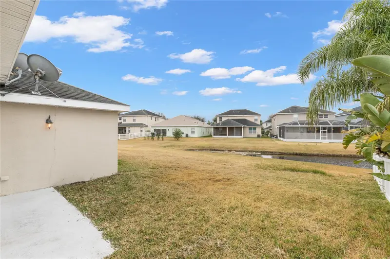 20011 Nob Oak Ave, FL