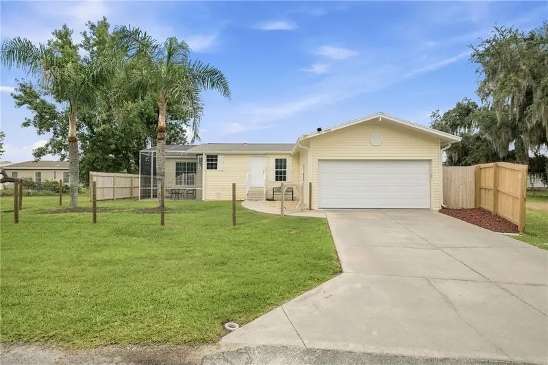 5230 Lexington Cir, FL